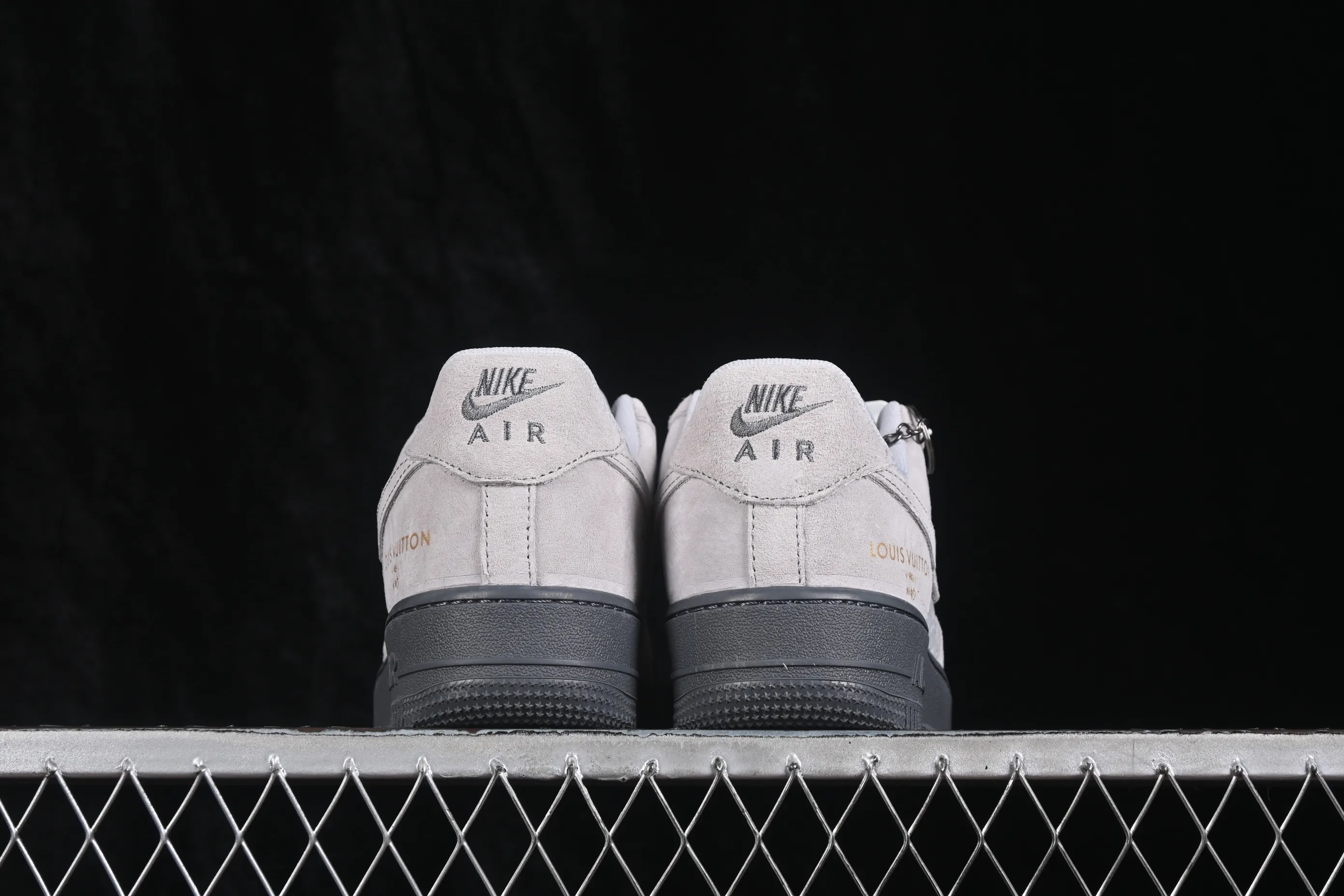All categories Nk Air Force 1 Air Force series Nk Air Force 1 Low Air Force low-top Nike Air Force 1'07 Low joint model Air Force 1 low-top casual sneakers KD1688-010